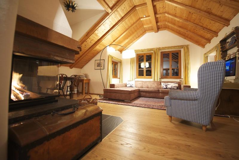 Schlosshotel BergschlÃ¶ssl image