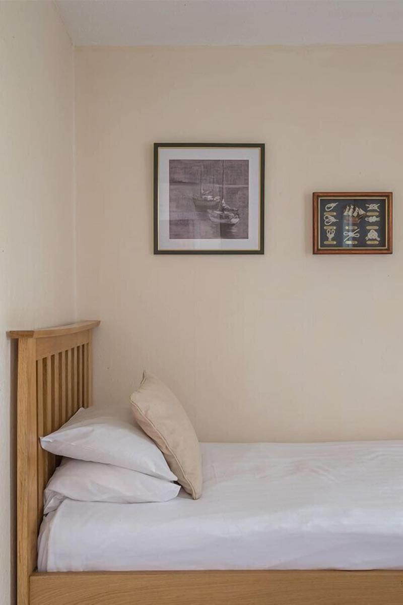 The Wight Mouse Inn image