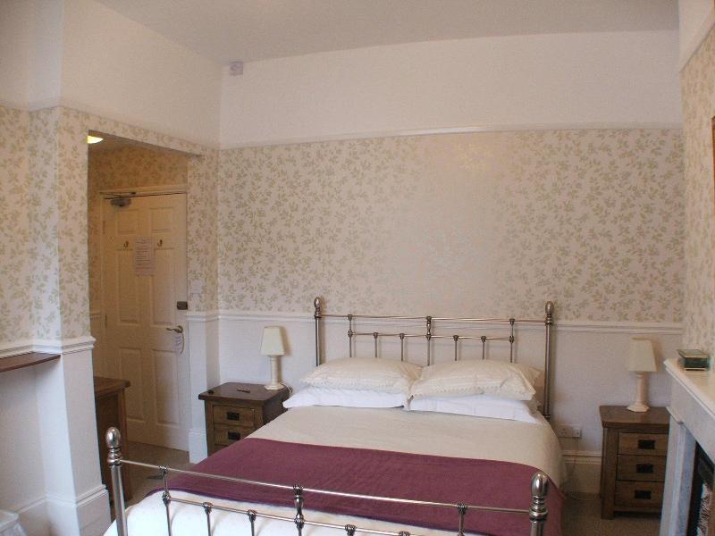 Westbury Lodge image