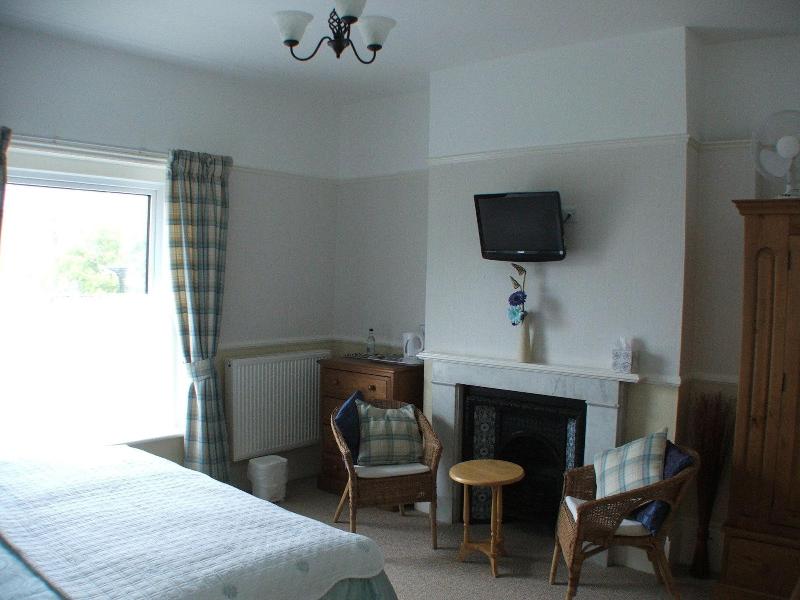 Westbury Lodge image
