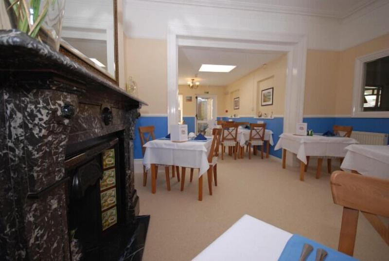 Westbury Lodge image