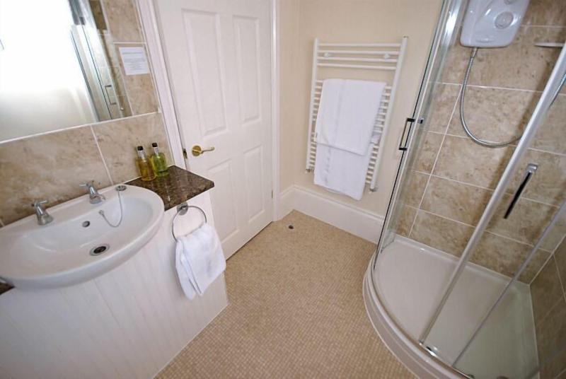 Westbury Lodge image