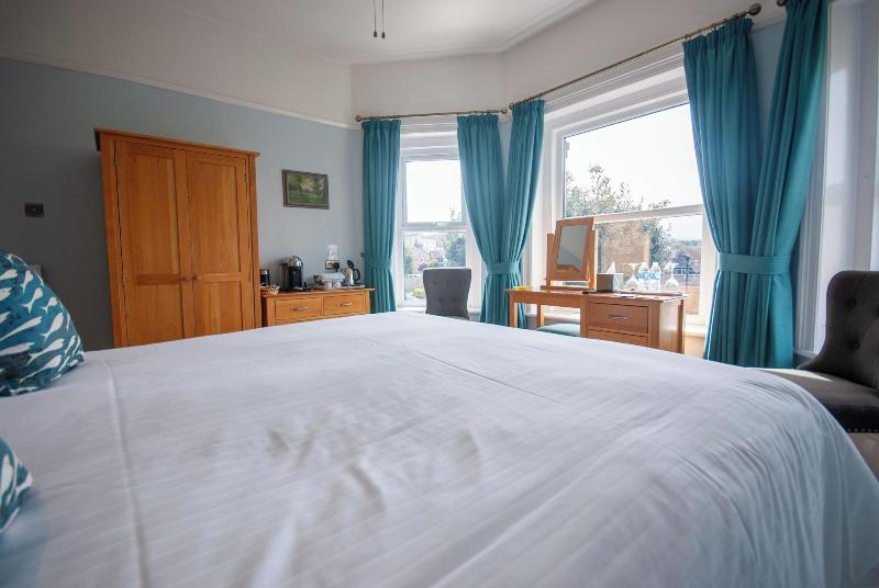 Westbury Lodge image