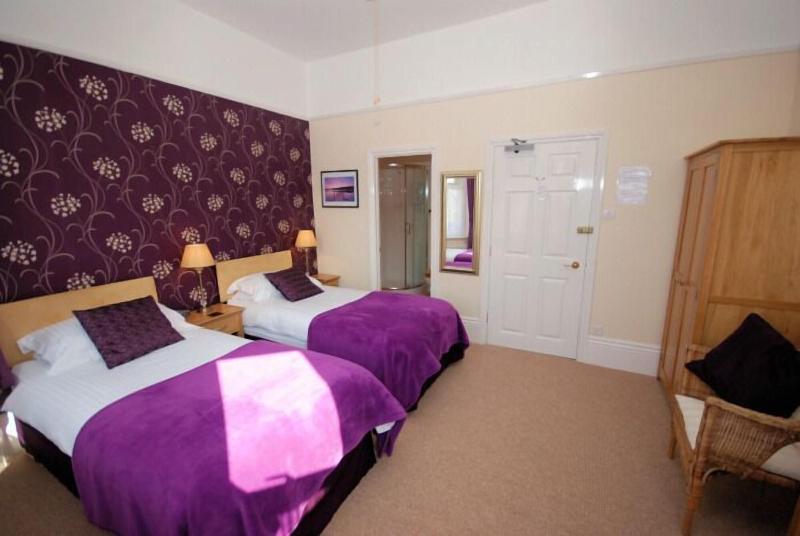 Westbury Lodge image