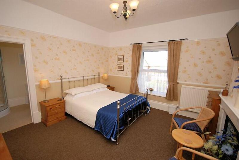 Westbury Lodge image