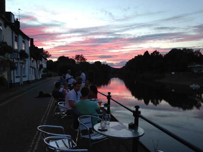 The Mug House Inn & Restaurant image