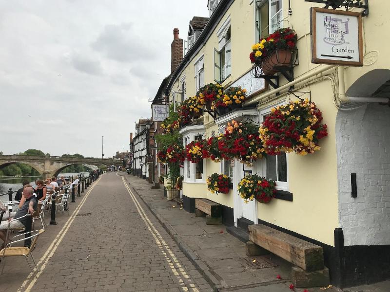 The Mug House Inn & Restaurant image