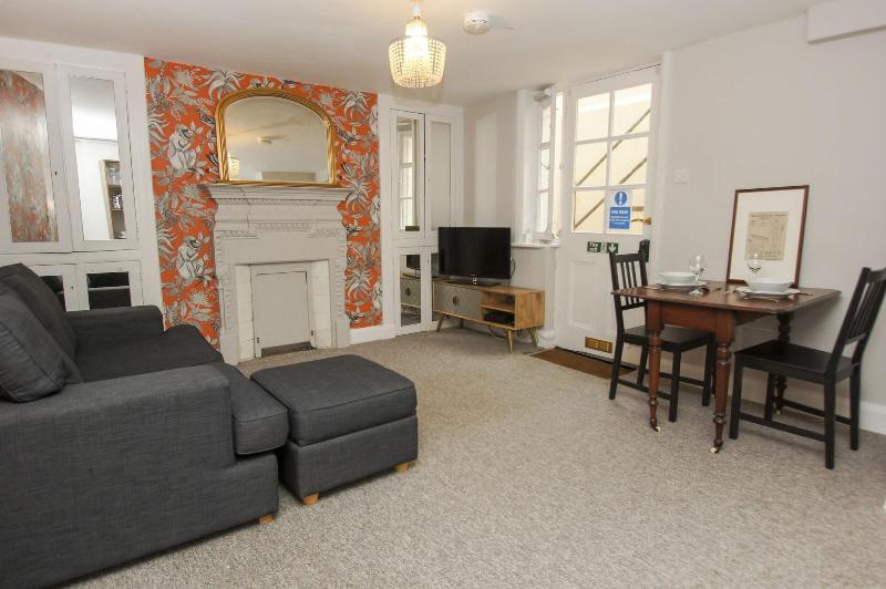 Chocolate Box Central by Brighton Holiday Lets image