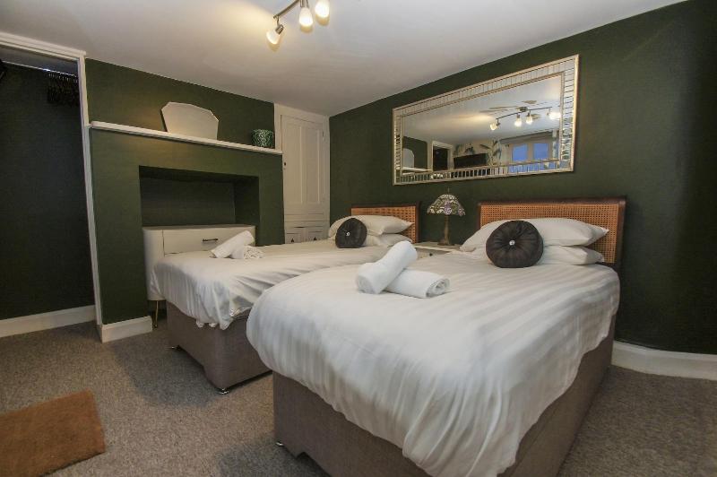 Chocolate Box Central by Brighton Holiday Lets image