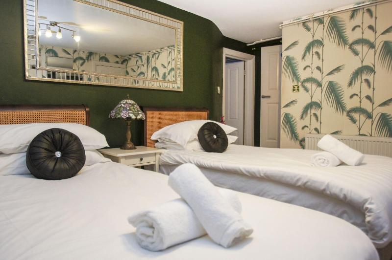 Chocolate Box Central by Brighton Holiday Lets image