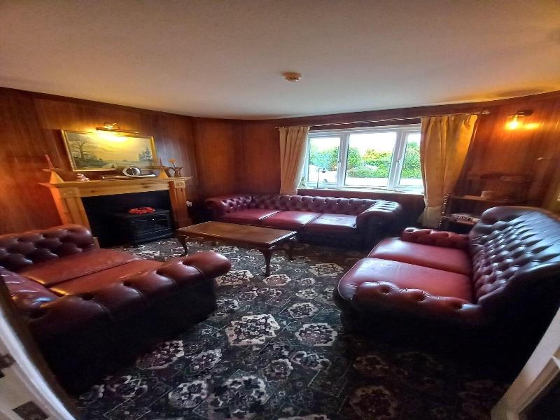 Orchard Lodge image
