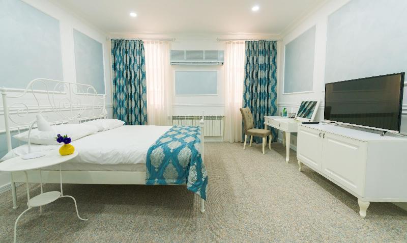 Two Seasons Boutique Hotel image