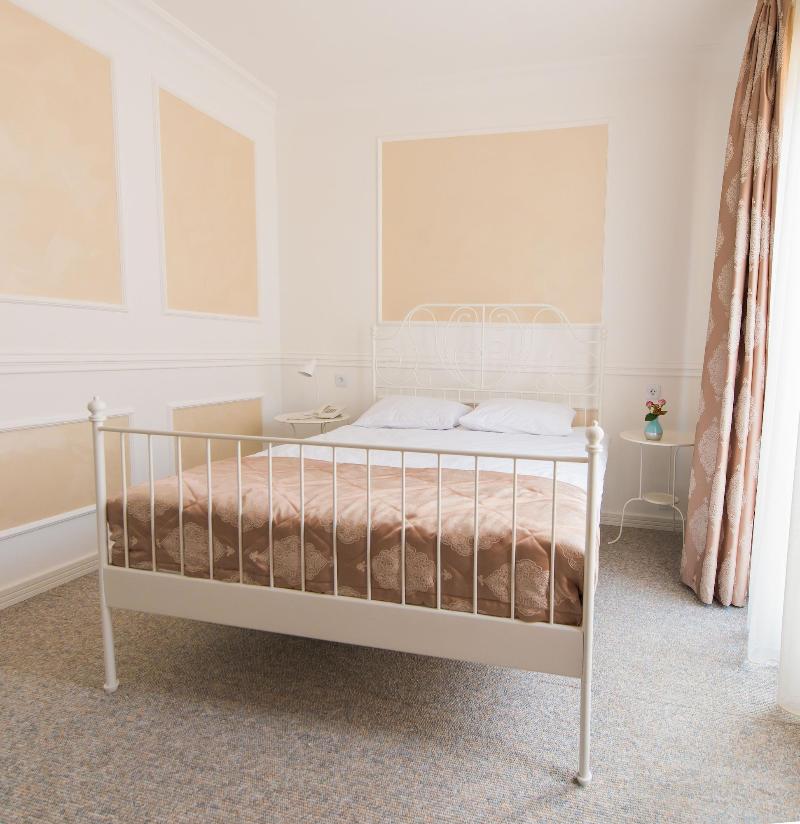 Two Seasons Boutique Hotel image
