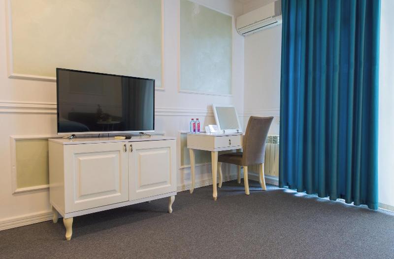 Two Seasons Boutique Hotel image