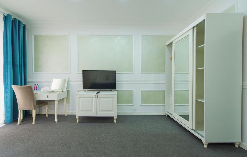 Two Seasons Boutique Hotel image
