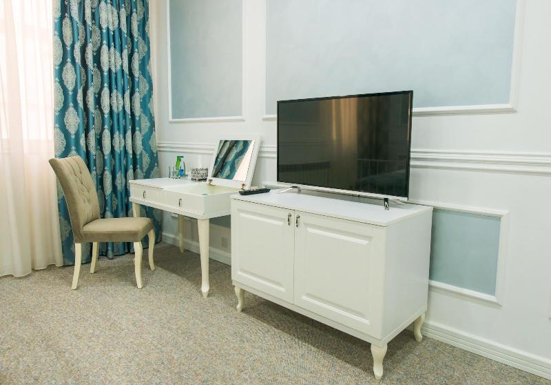 Two Seasons Boutique Hotel image