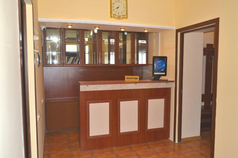 Ariana Family Hotel image
