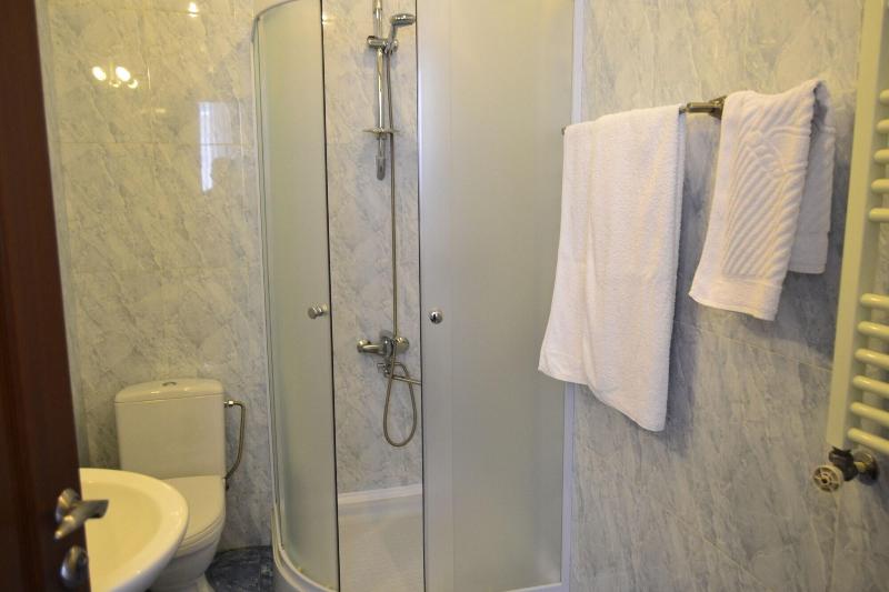 Ariana Family Hotel image