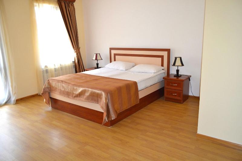 Ariana Family Hotel image