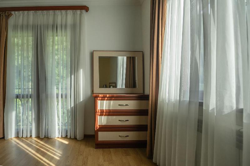 Ariana Family Hotel image