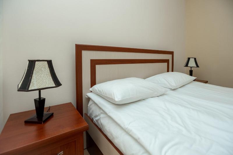 Ariana Family Hotel image