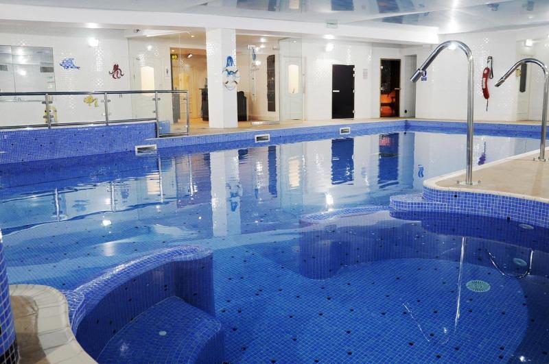 Schull Harbour Hotel image