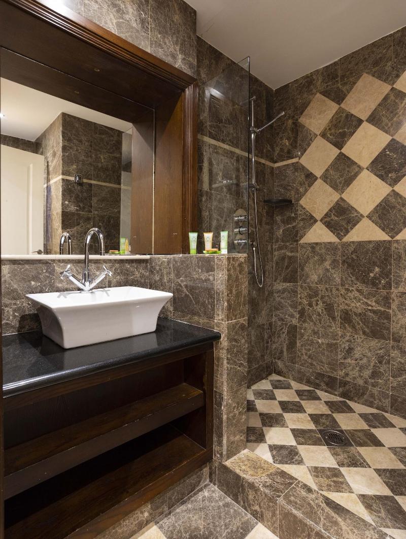 Schull Harbour Hotel image