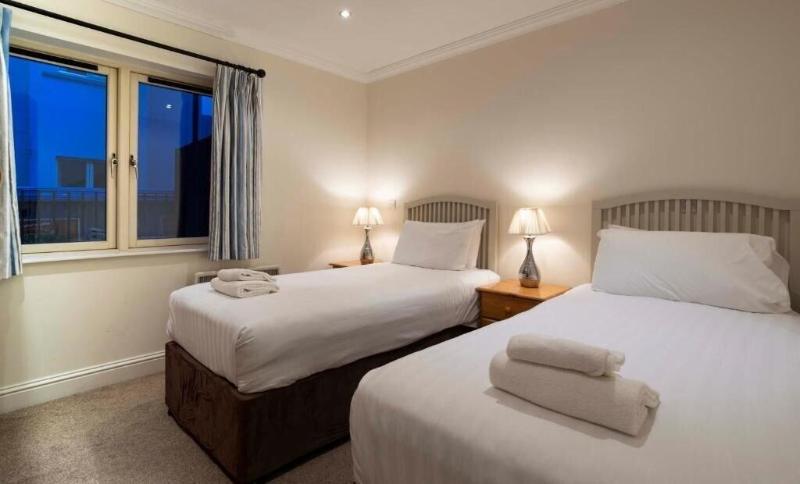 Schull Harbour Hotel image