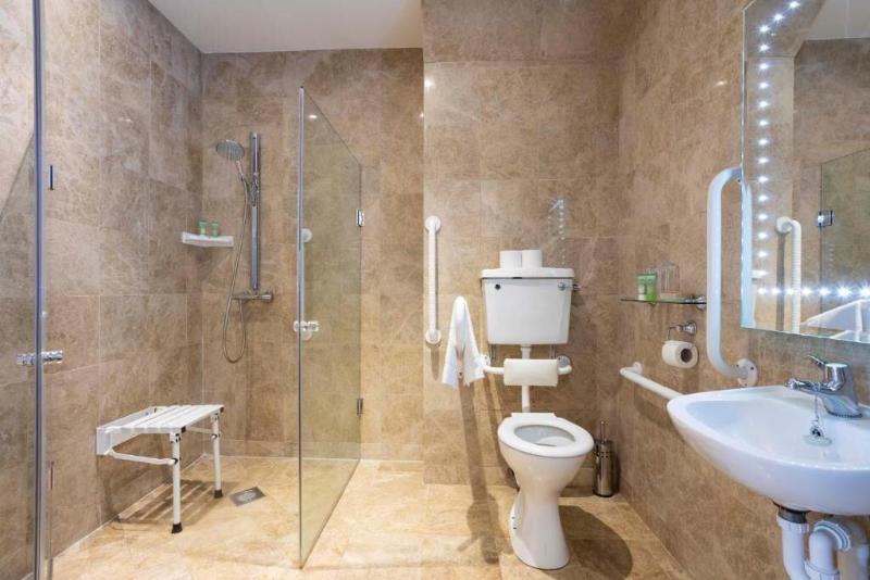 Schull Harbour Hotel image