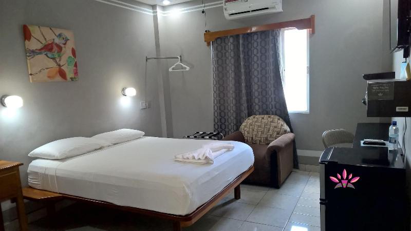 Maya Bella Downtown Hotel image