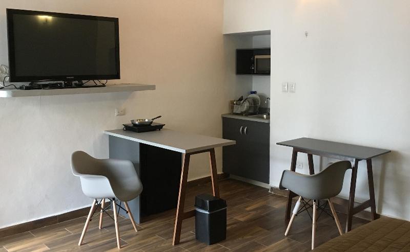 Suites del Sureste image
