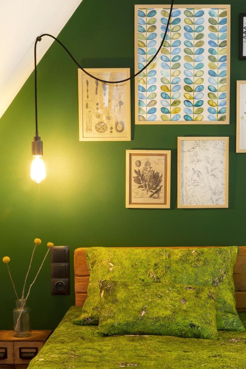 Green Deer Premium image
