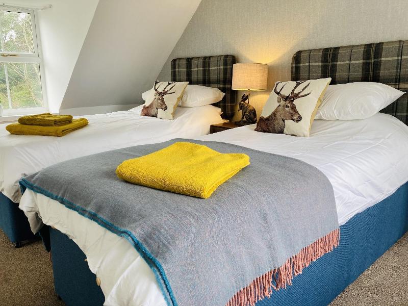 No 4 old Post Office row Isle of Skye - Book Now! image