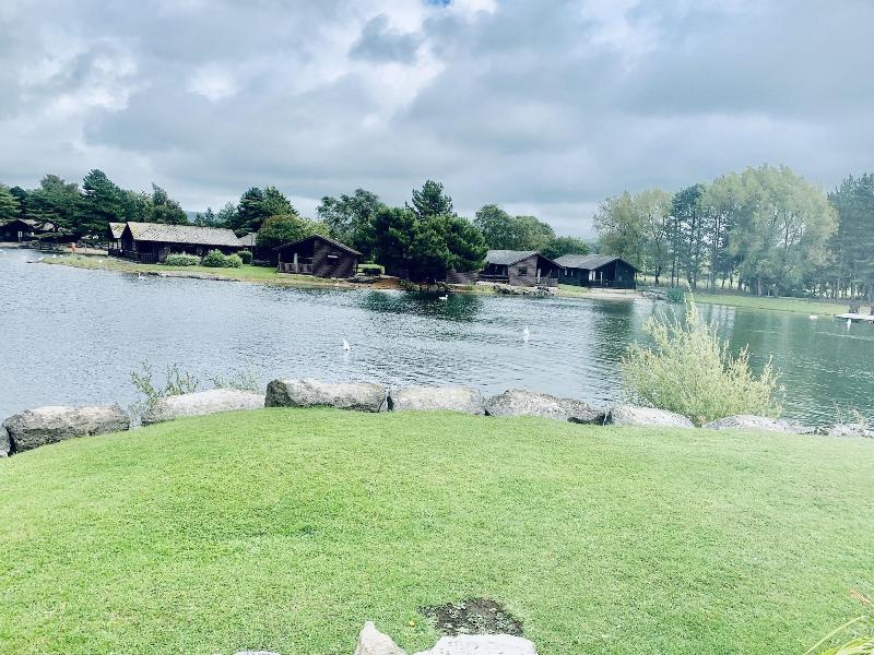 Keer Side Lodge, Luxury Lodge With Private hot tu image