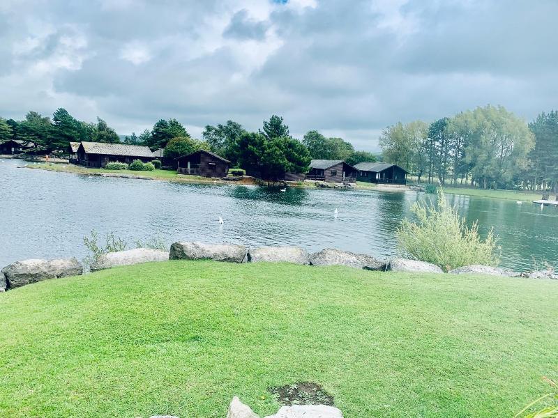 Keer Side Lodge, Luxury Lodge With Private hot tu image