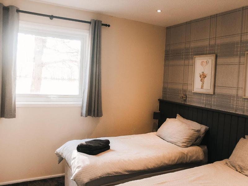 Keer Side Lodge, Luxury Lodge With Private hot tu image