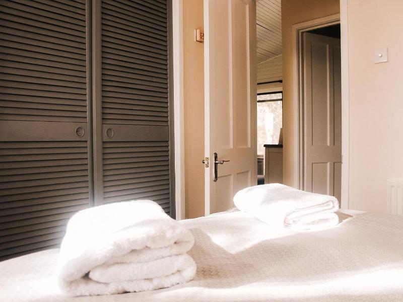 Keer Side Lodge, Luxury Lodge With Private hot tu image