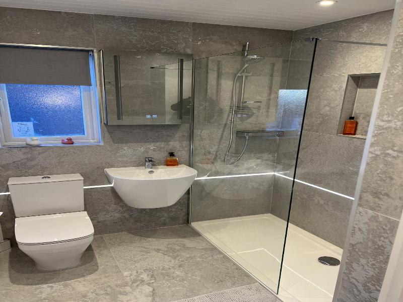 Keer Side Lodge, Luxury Lodge With Private hot tu image