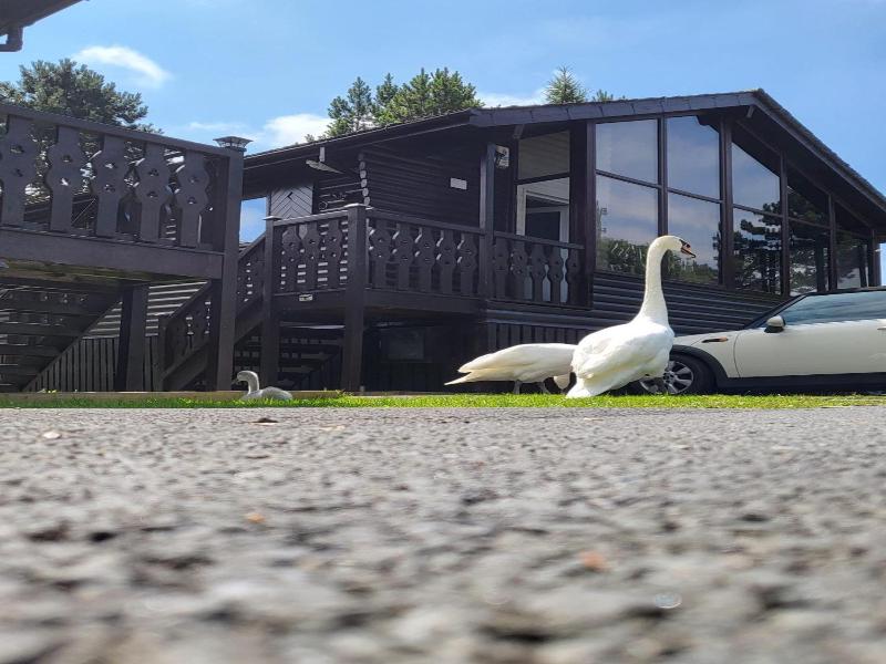 Keer Side Lodge, Luxury Lodge With Private hot tu image