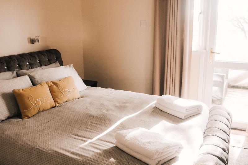 Keer Side Lodge, Luxury Lodge With Private hot tu image
