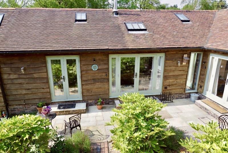 Nest Holiday Hideaway Dove Barn Amazing Location! image