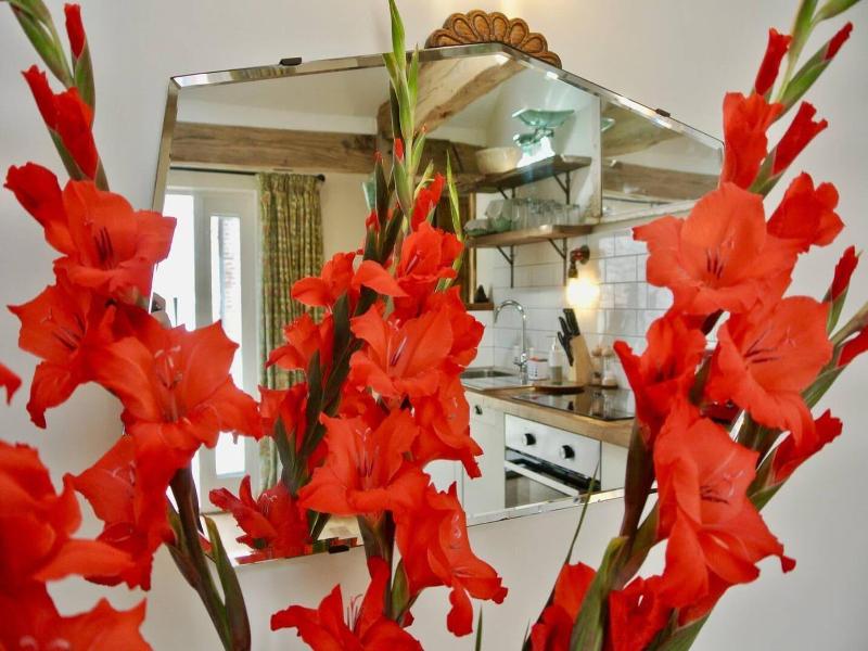 Nest Holiday Hideaway Dove Barn Amazing Location! image