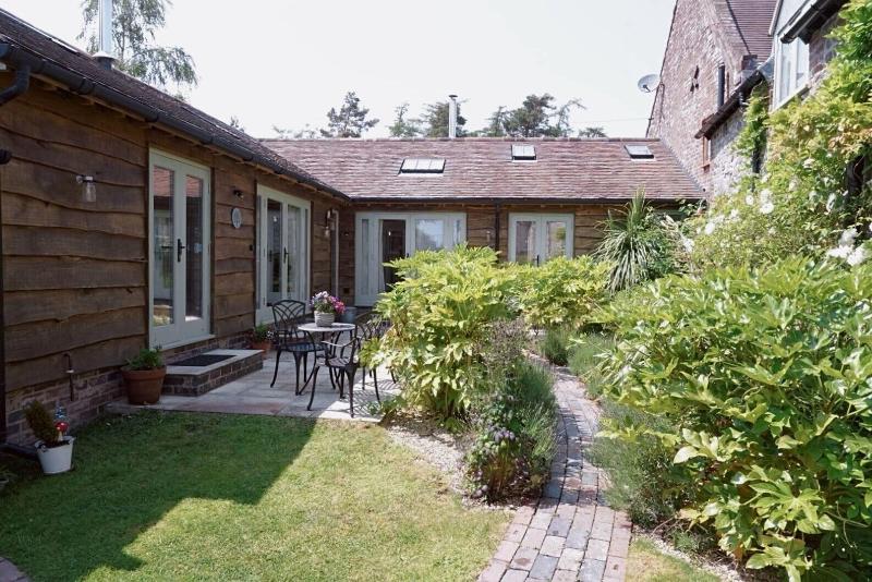Nest Holiday Hideaway Dove Barn Amazing Location! image