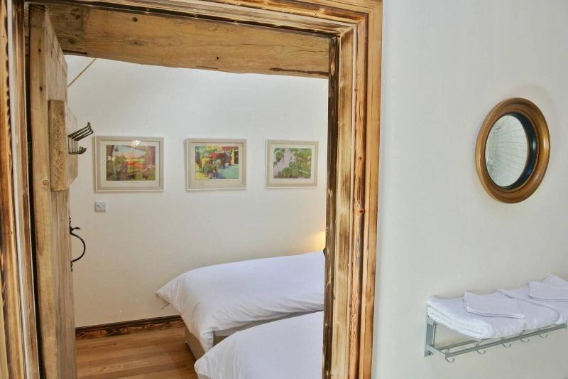 Nest Holiday Hideaway Dove Barn Amazing Location! image