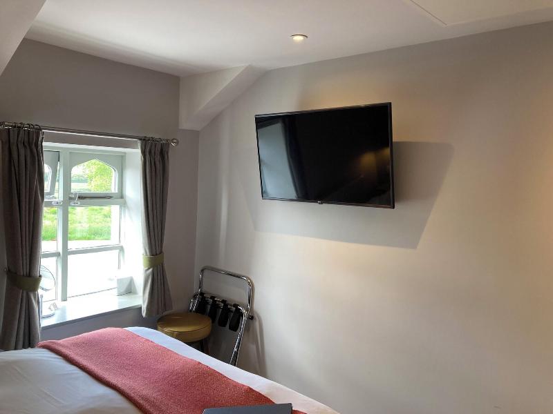 The Stork Hotel image