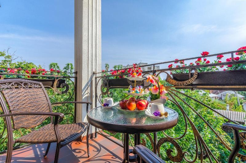 DENDRARIUM PARK ApartHotel image