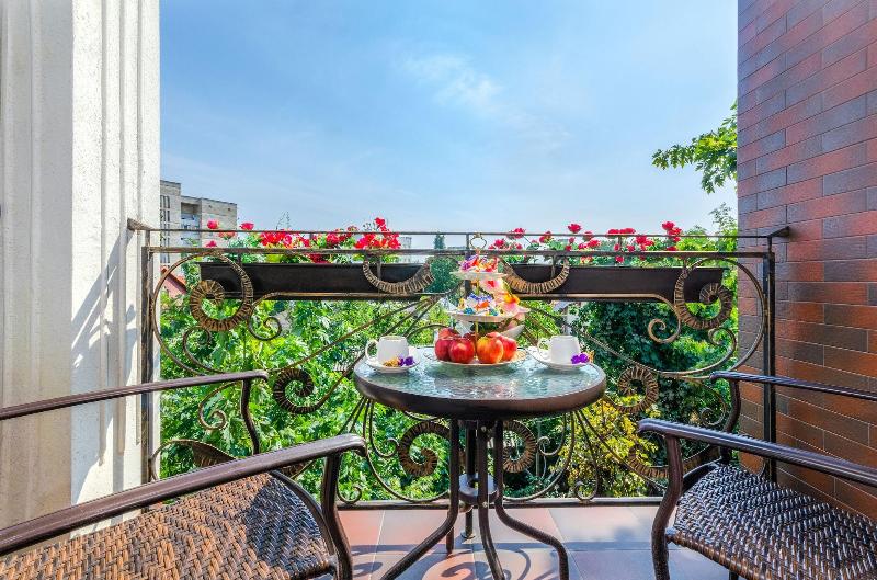 DENDRARIUM PARK ApartHotel image