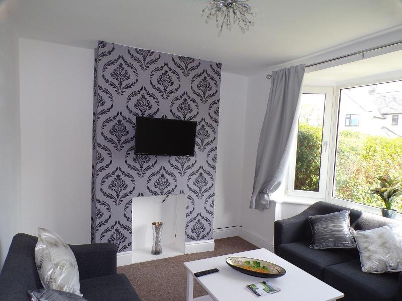 Zoo Cottage image