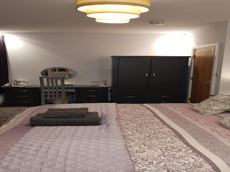 Saracens House Bed & Breakfast image