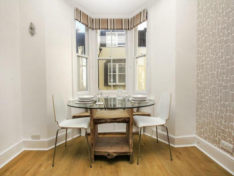 Marine Cottage Parking by Brighton Holiday Lets image